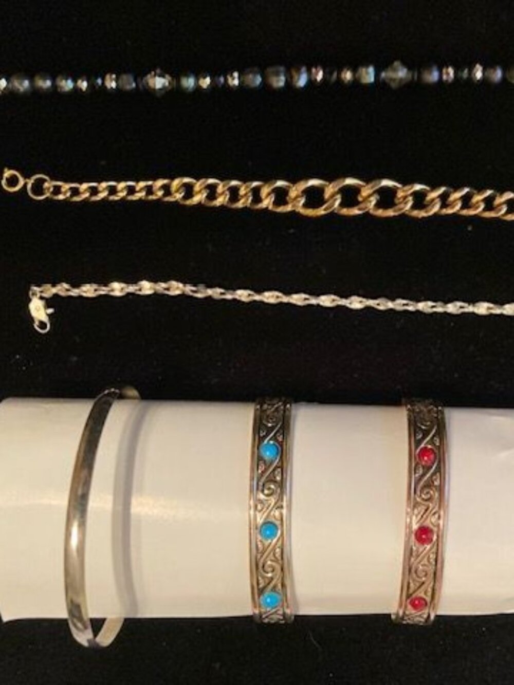 6 Bracelets